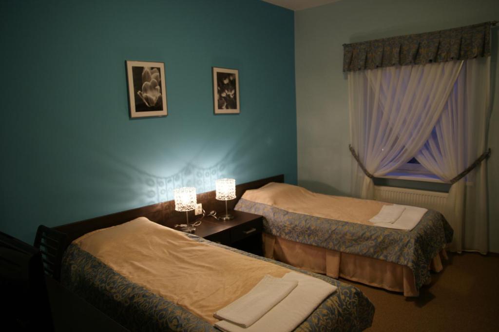 Hotel Chrobry Łęczyca Rum bild
